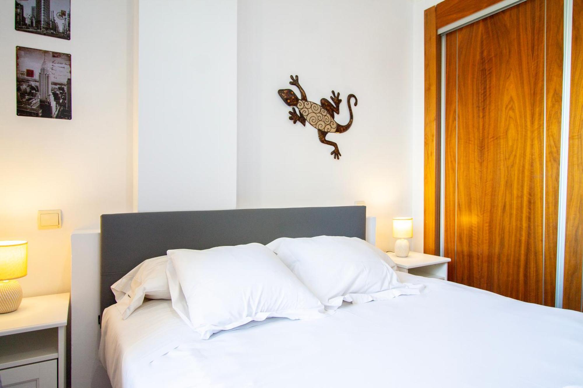 מדריד Apartamentos Adelfas מראה חיצוני תמונה