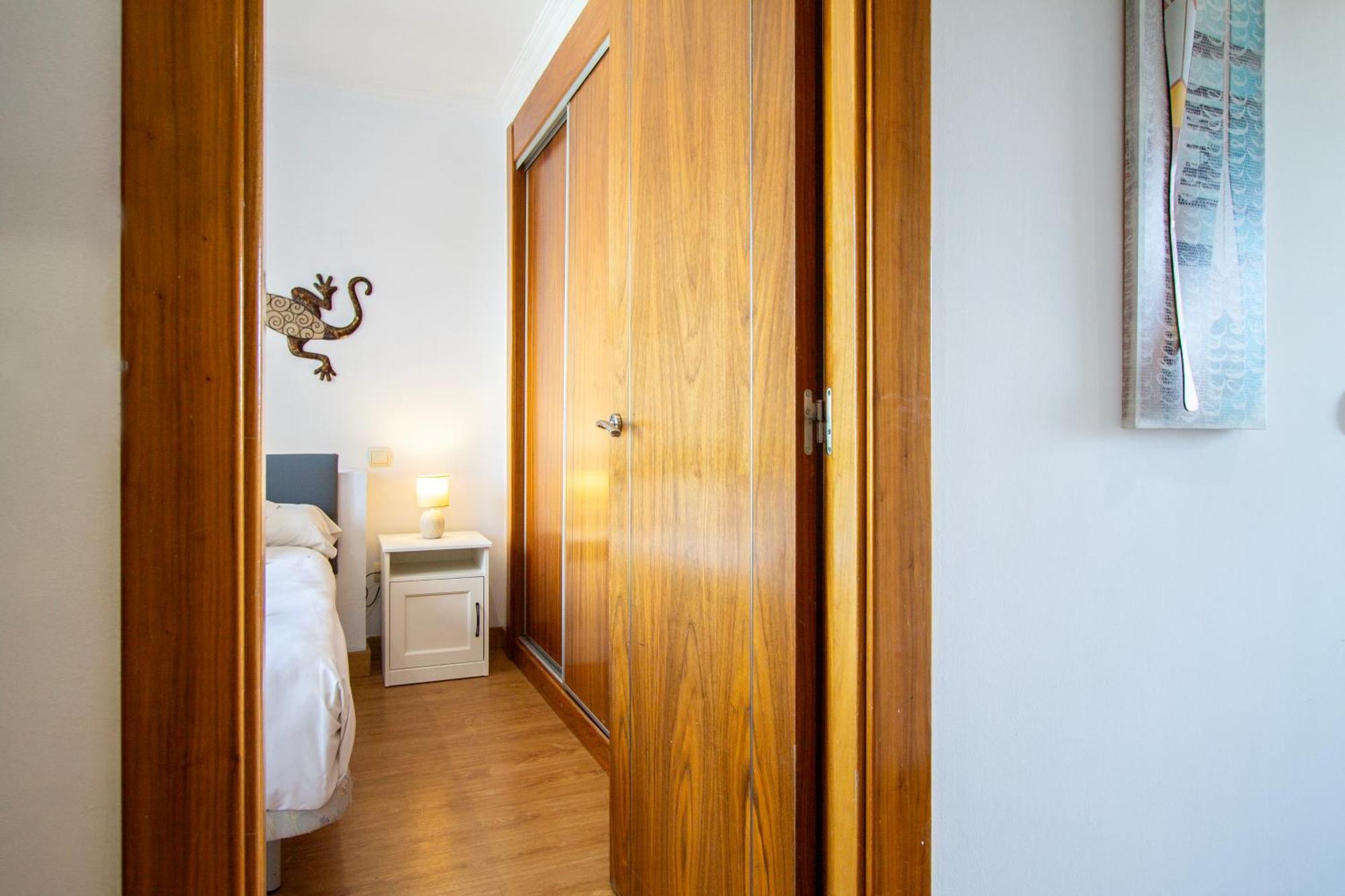 מדריד Apartamentos Adelfas מראה חיצוני תמונה