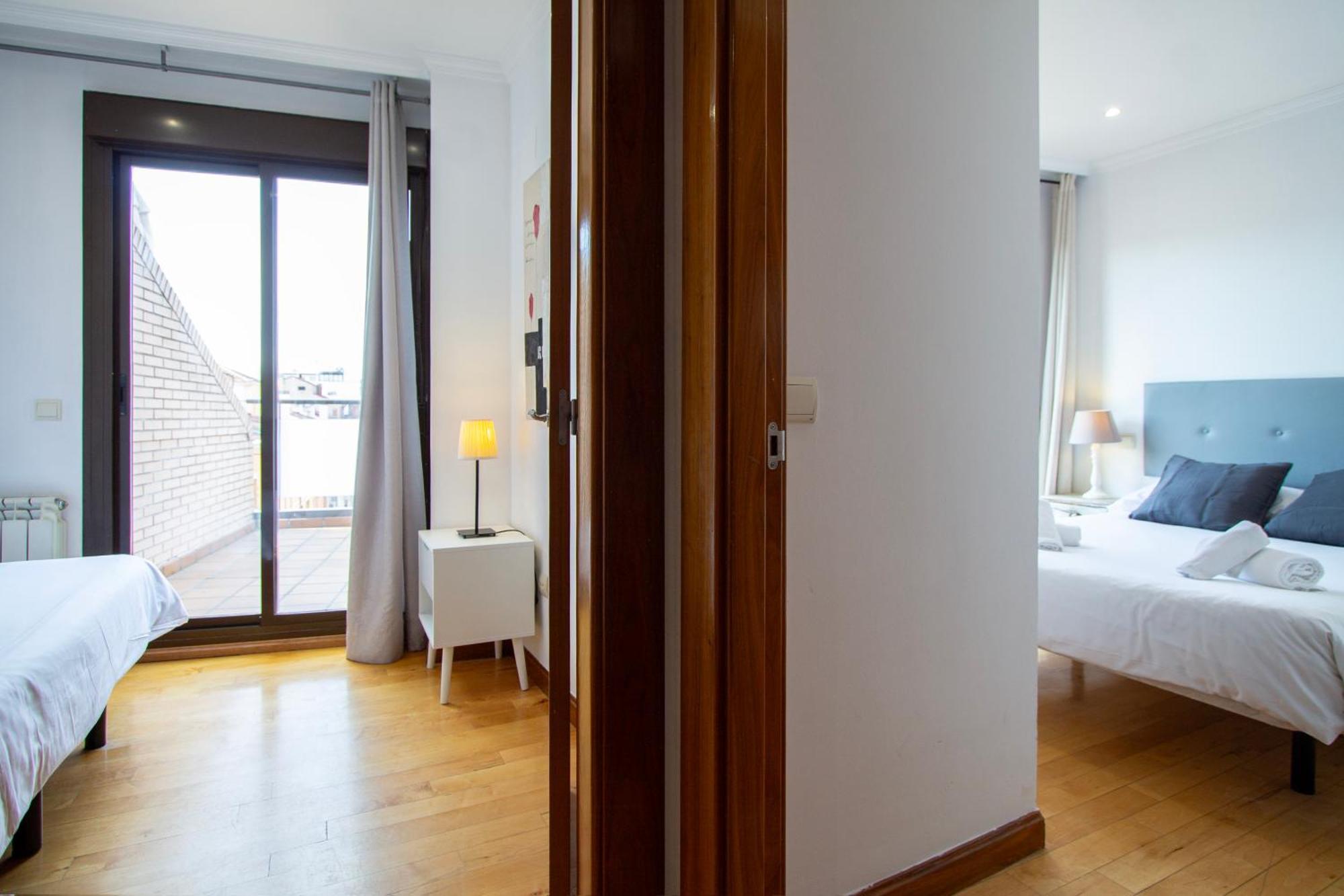 מדריד Apartamentos Adelfas מראה חיצוני תמונה