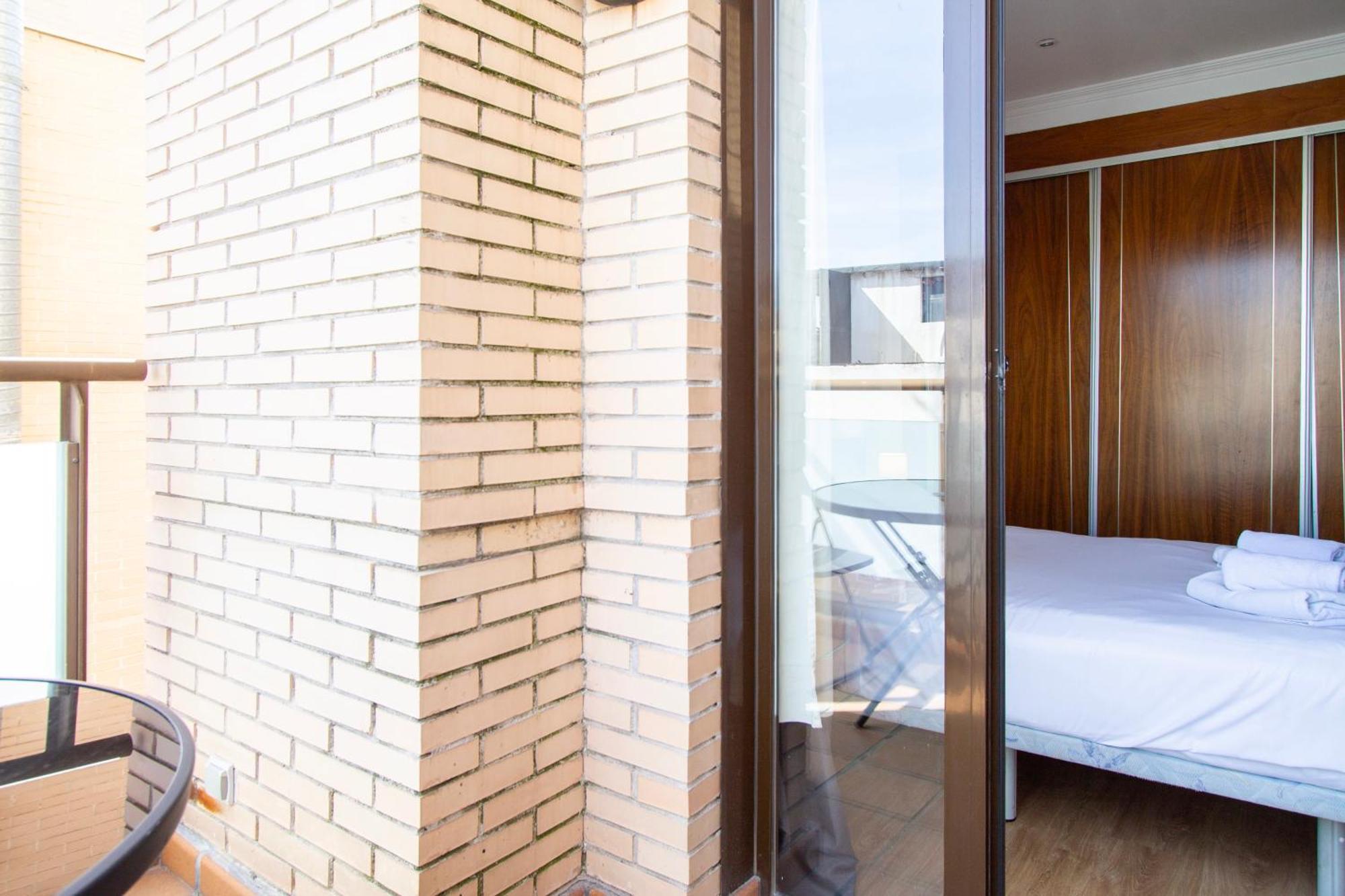מדריד Apartamentos Adelfas מראה חיצוני תמונה