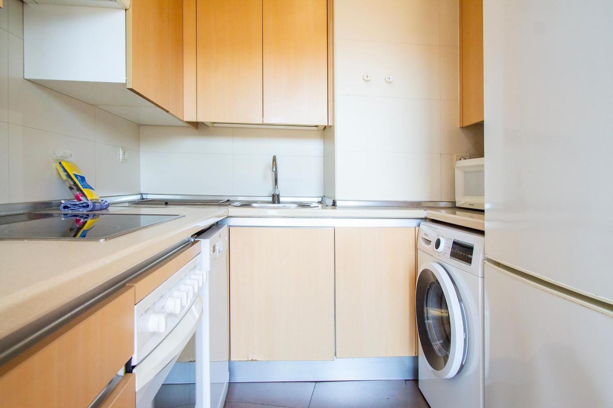 מדריד Apartamentos Adelfas מראה חיצוני תמונה