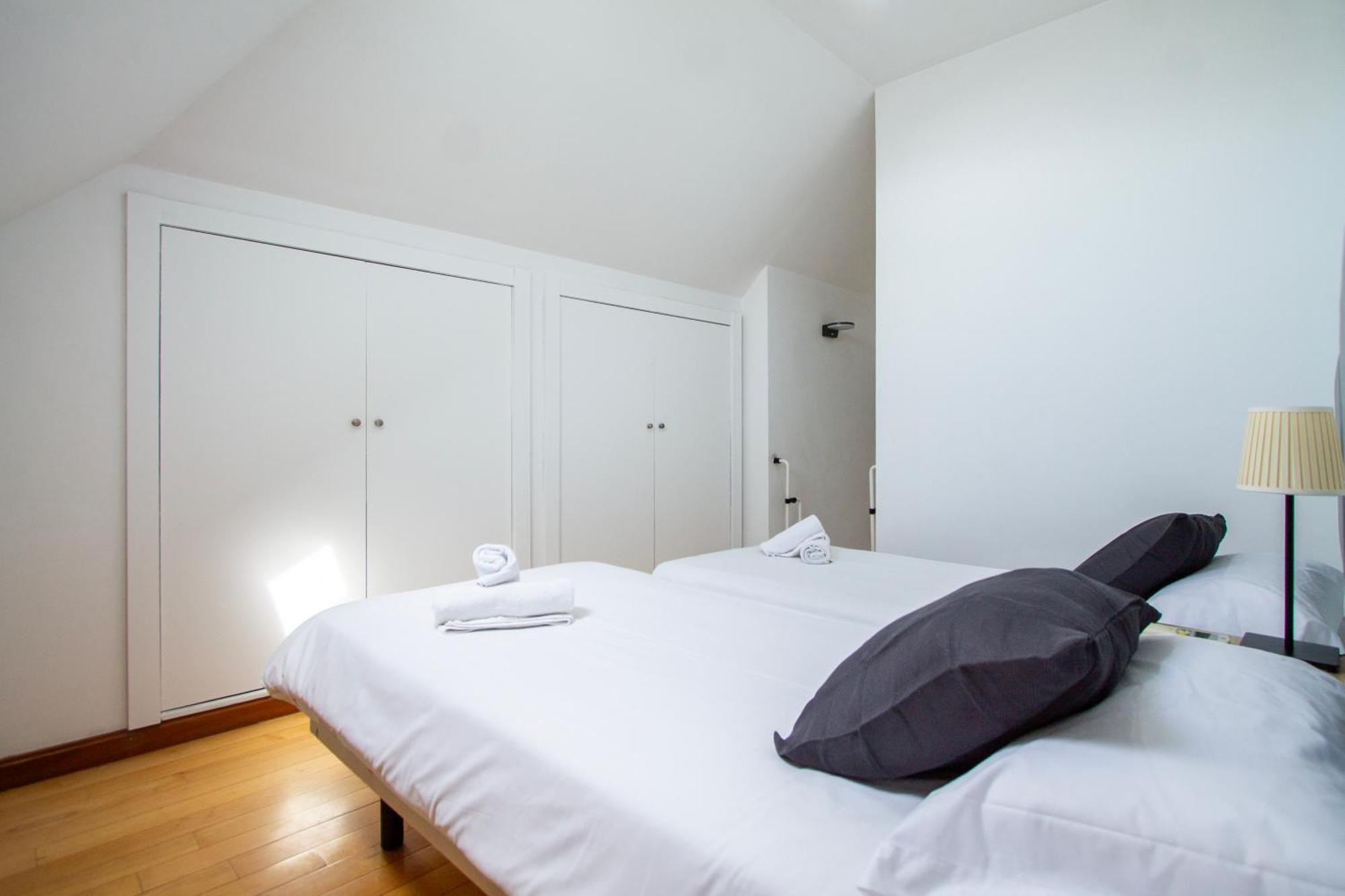 מדריד Apartamentos Adelfas מראה חיצוני תמונה